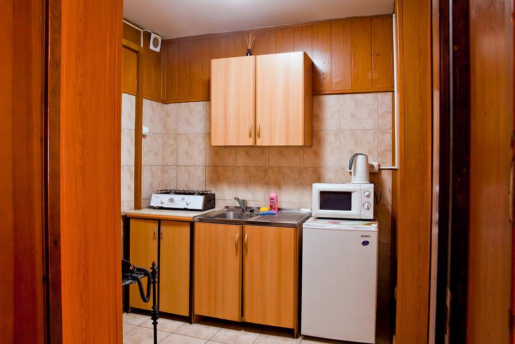 Lessor Apartments Almaty Room photo